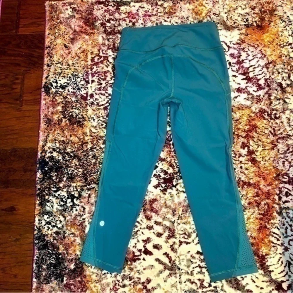 NWOT | lululemon | Blue Leggings